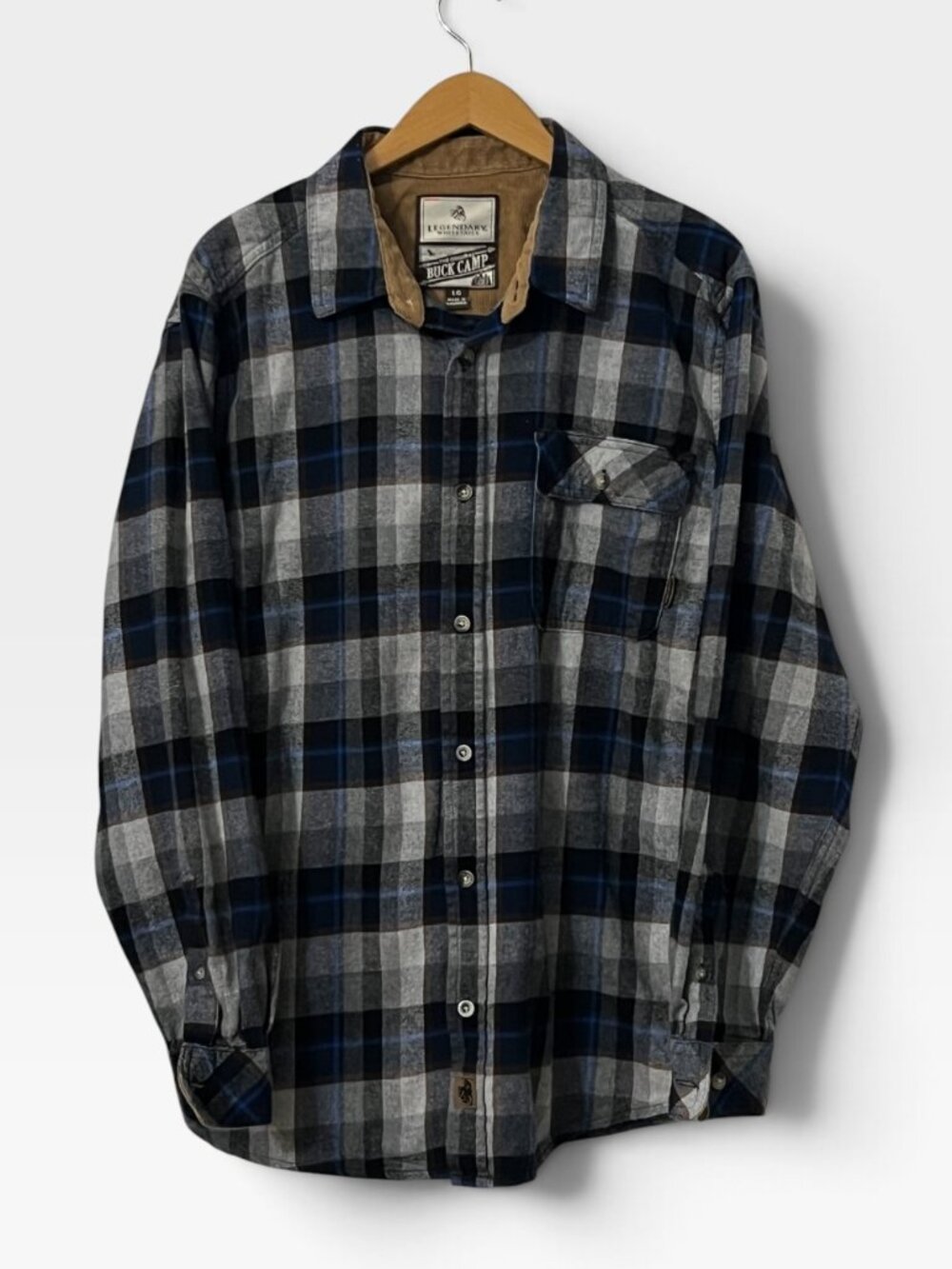 Legendary Whitetails Buck Camp Flannel Shirt Men's LG Gray Plaid Fisherman Cabin